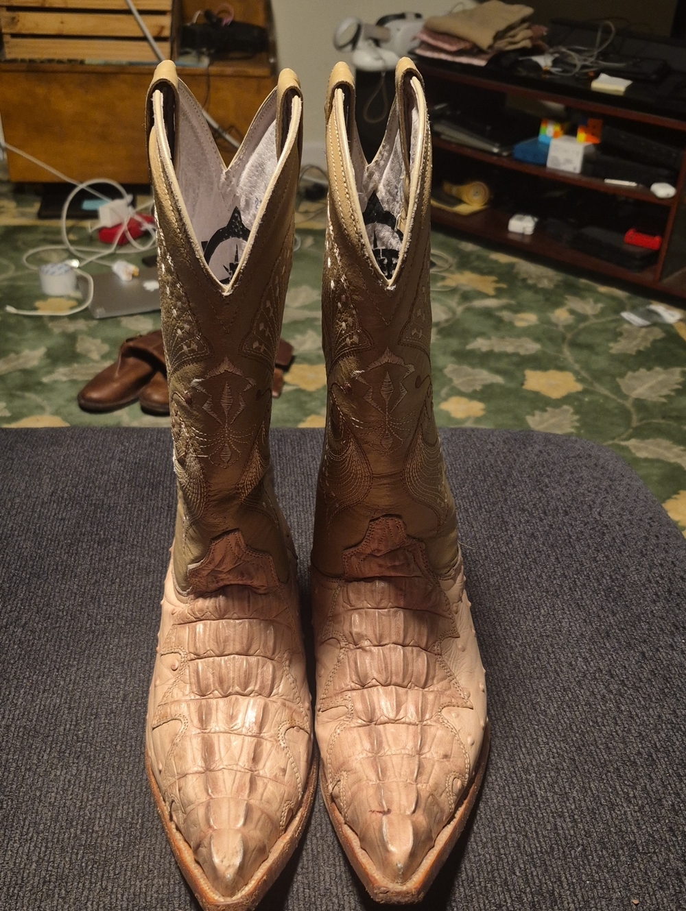 Men's Two-Tone Western Cowboy Boots - Brown and Cream